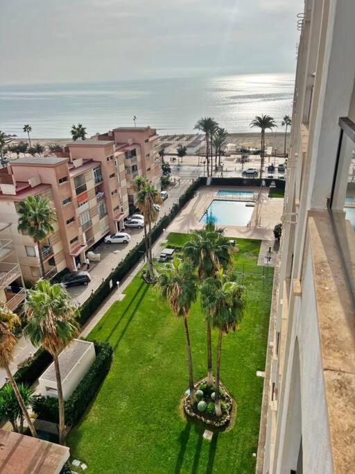 Bonito Atico En Primera Linea De Playa Con Piscina Fuengirola Εξωτερικό φωτογραφία